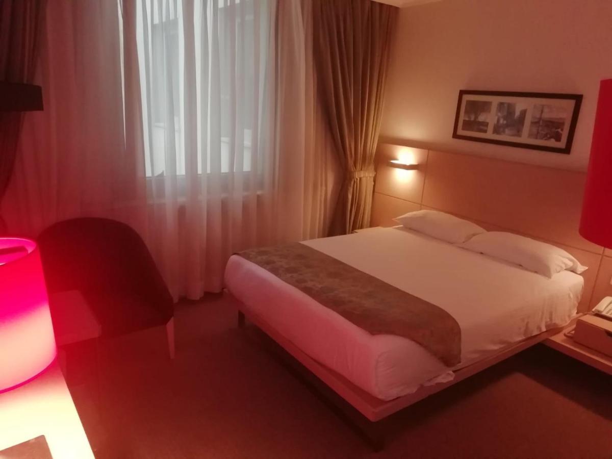 Eresin Hotels Taxim & Premier Istambul Extérieur photo